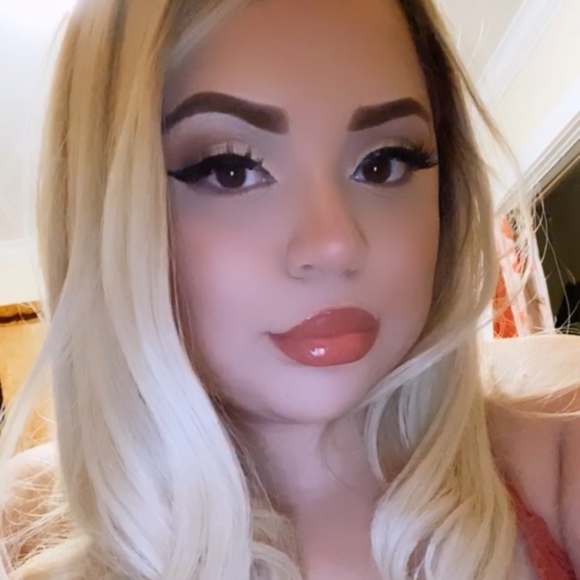 mariekicksz23